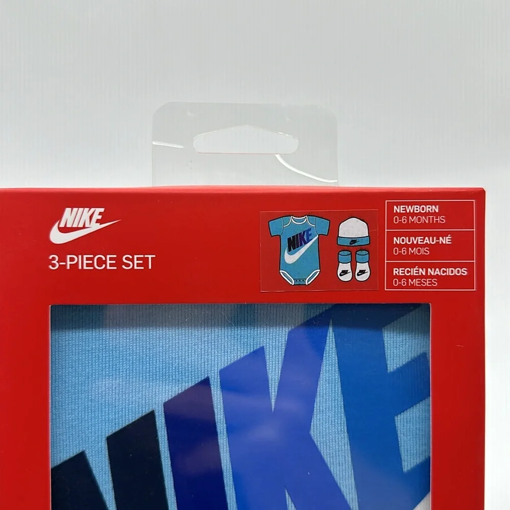 New Blue/White Nike 3-Piece Set 0-6 Months - Picture 3 of 3